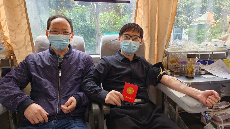 罗塘高中老师积极参加无偿献血