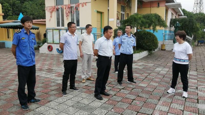 洲城幼儿园：迎接镇安全办校园安全检查