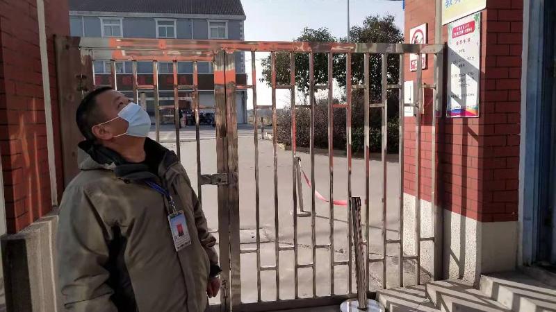 区责任督学检查叶甸小学疫情防控工作