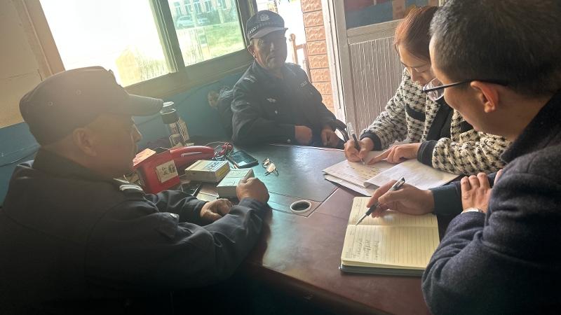 马庄中心小学召开校园保安工作专题会议
