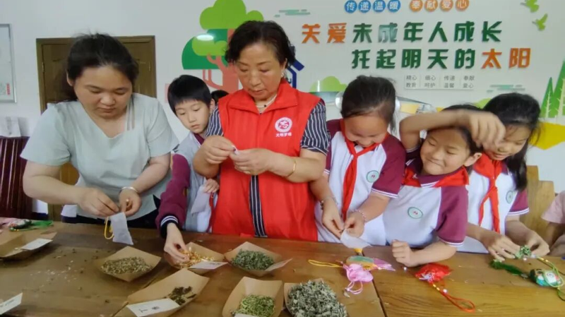 南苑学校教育集团·灵动南小：粽香润童心 浓情过端阳